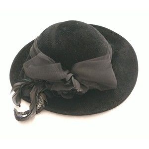 VTG BETMAR New York Women Black Bonnie Hat Bow Feather Flower Sequin Union USA